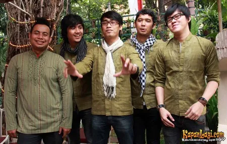 Foto Hijau Daun