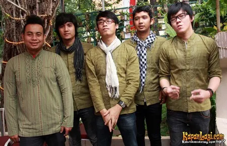 Foto Hijau Daun