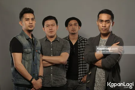 Foto Hijau Daun