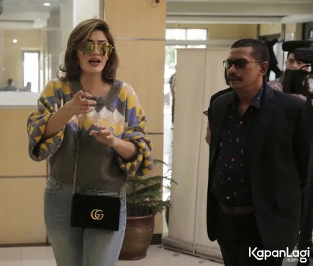 Foto Hilda Vitria Khan