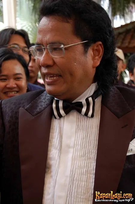 Foto Hotman Paris Hutapea