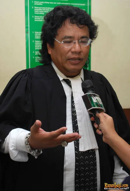 Foto Hotman Paris Hutapea