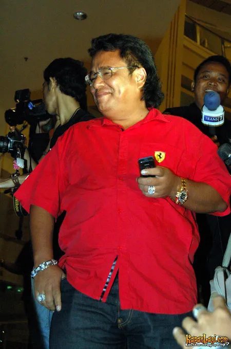 Foto Hotman Paris Hutapea