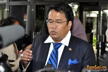 Foto Hotman Paris Hutapea