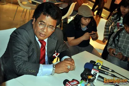 Foto Hotman Paris Hutapea