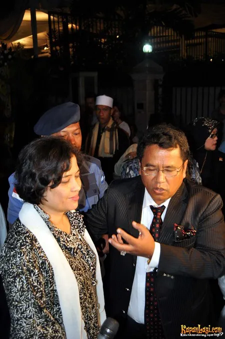 Foto Hotman Paris Hutapea