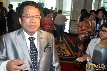 Foto Hotman Paris Hutapea