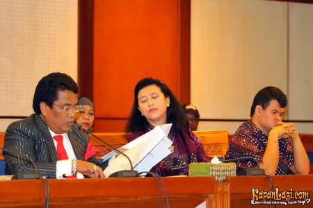 Foto Hotman Paris Hutapea