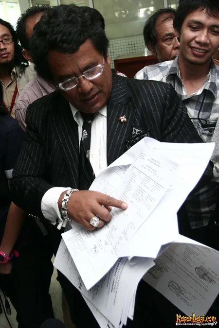 Foto Hotman Paris Hutapea