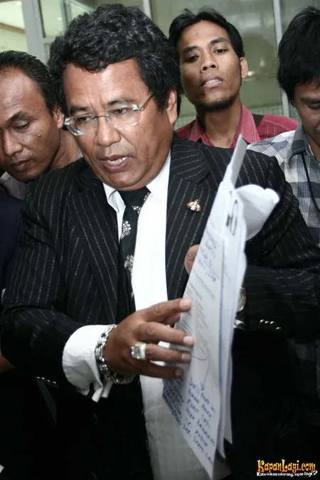 Foto Hotman Paris Hutapea