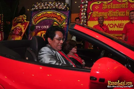 Foto Hotman Paris Hutapea