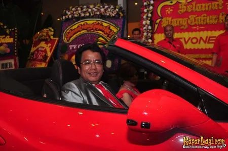 Foto Hotman Paris Hutapea