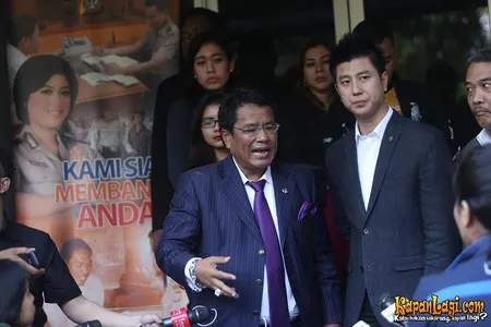 Foto Hotman Paris Hutapea