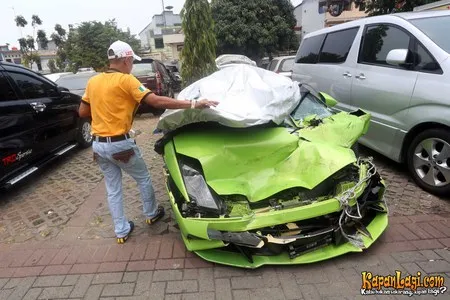 Foto Hotman Paris Hutapea