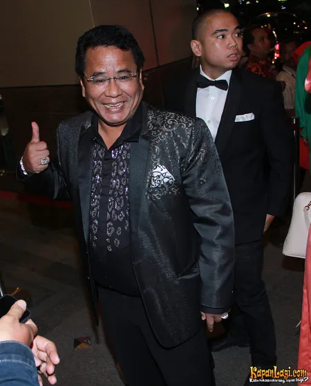 Foto Hotman Paris Hutapea