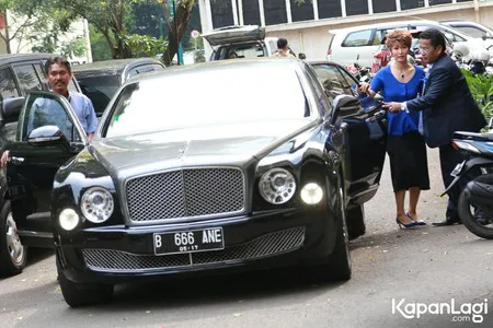 Foto Hotman Paris Hutapea