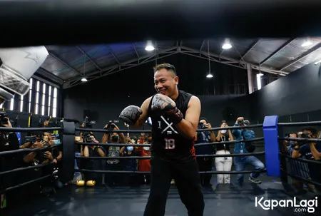 Foto Hotman Paris Hutapea