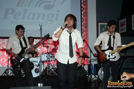 Foto ILOVU Band
