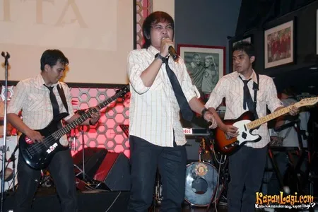 Foto ILOVU Band