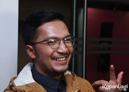 Foto Ihsan Tarore