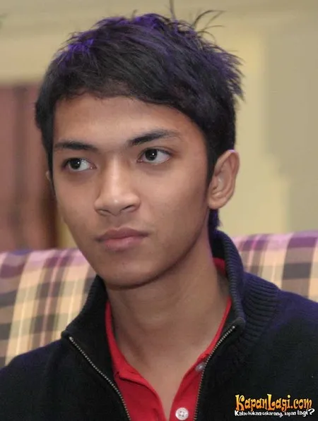 Foto Ihsan Tarore