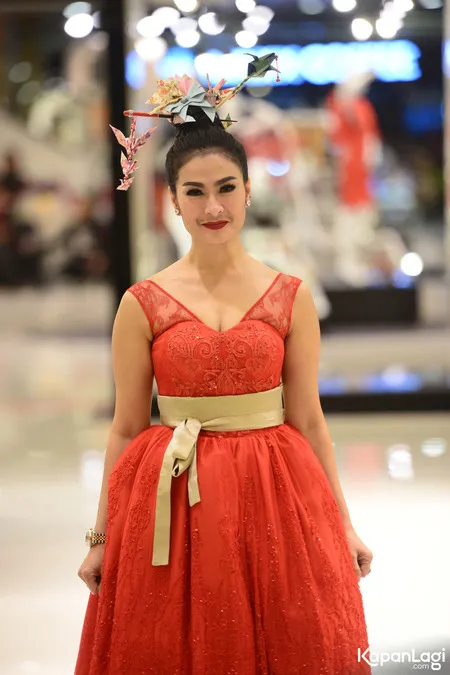 Foto Iis Dahlia