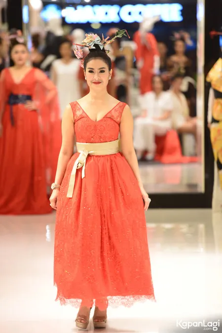 Foto Iis Dahlia