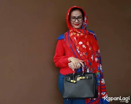 Foto Iis Dahlia