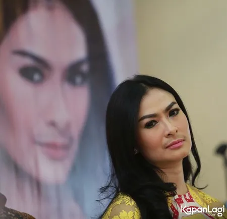 Foto Iis Dahlia