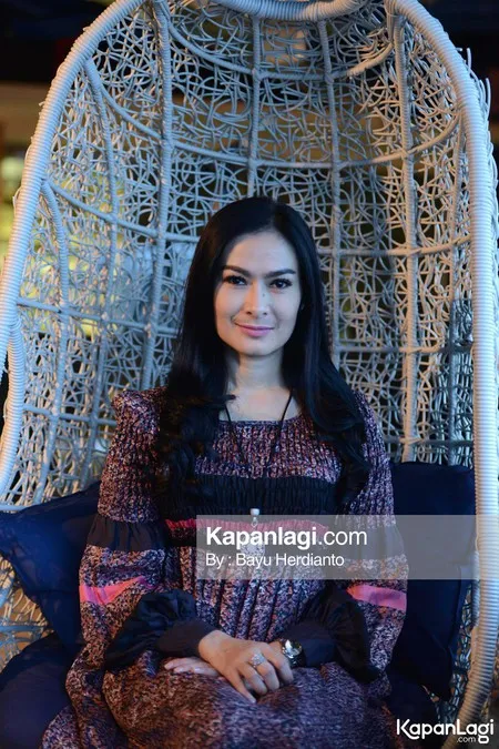 Foto Iis Dahlia