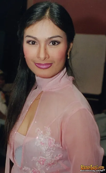Foto Iis Dahlia