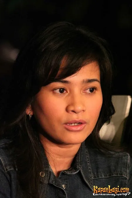 Foto Ikke Nurjanah