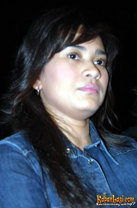 Foto Ikke Nurjanah