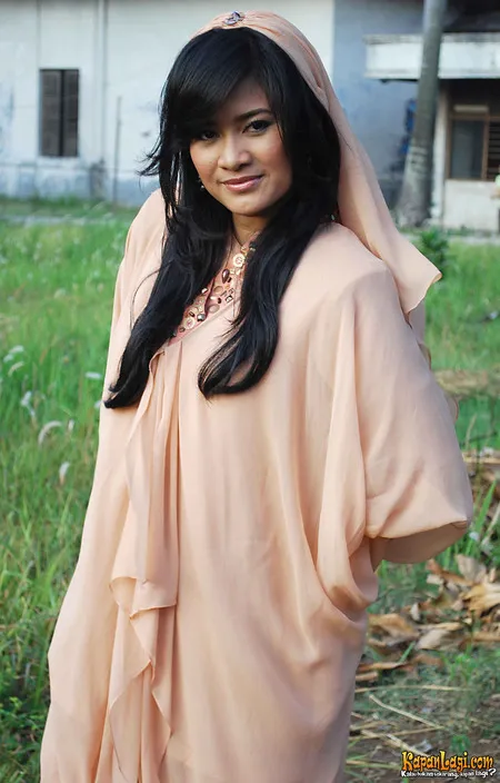 Foto Ikke Nurjanah