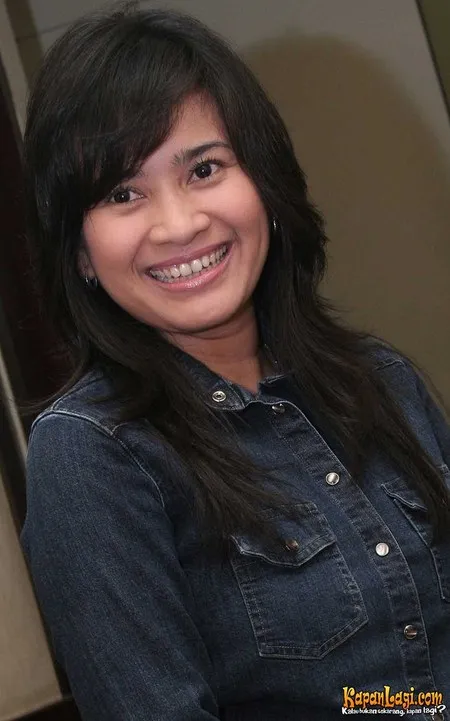Foto Ikke Nurjanah