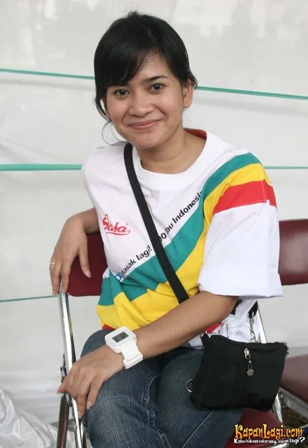 Foto Ikke Nurjanah