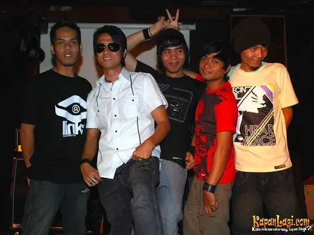 Foto Ilusi Band