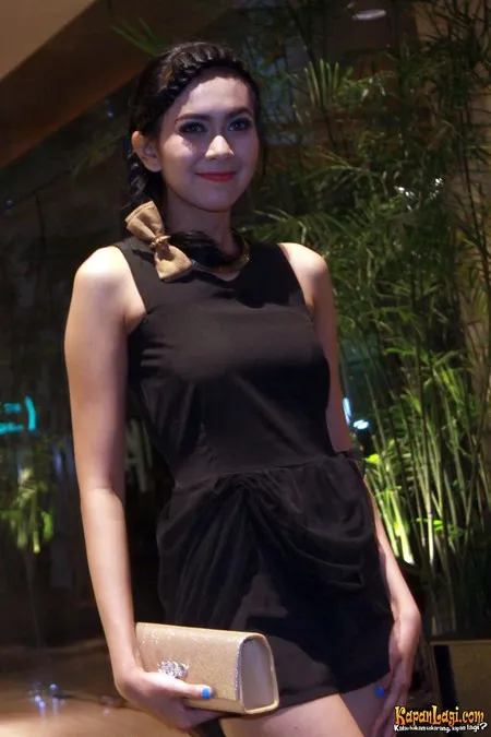 Foto Imaz Fitria