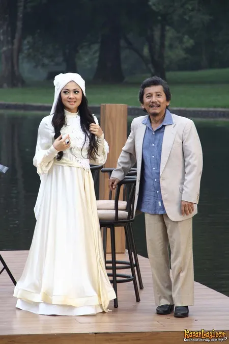 Foto Indah Dewi Pertiwi