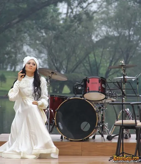 Foto Indah Dewi Pertiwi