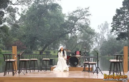 Foto Indah Dewi Pertiwi