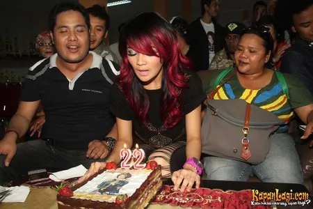 Foto Indah Dewi Pertiwi