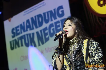 Foto Indah Dewi Pertiwi