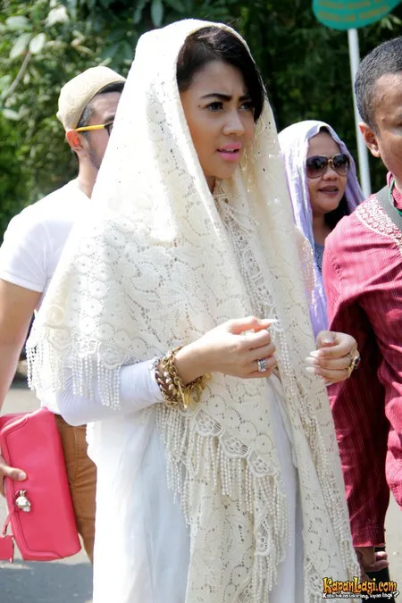 Foto Indah Dewi Pertiwi