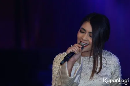 Foto Indah Dewi Pertiwi