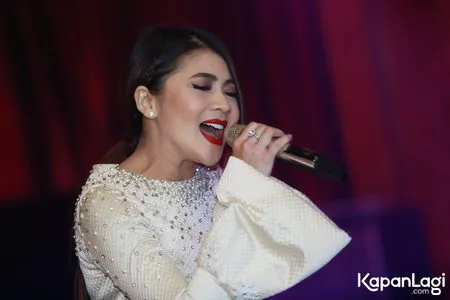 Foto Indah Dewi Pertiwi