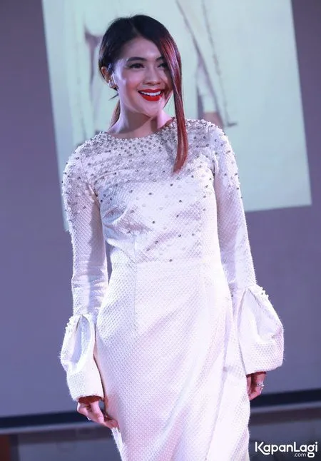 Foto Indah Dewi Pertiwi