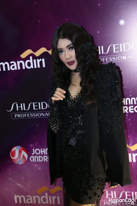 Foto Indah Dewi Pertiwi