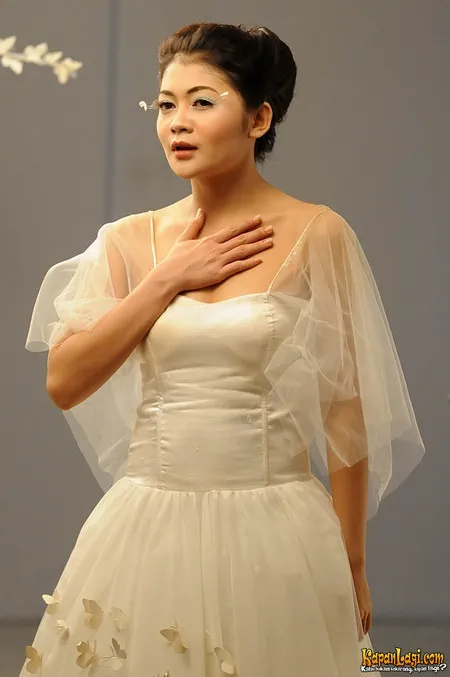 Foto Indah Dewi Pertiwi