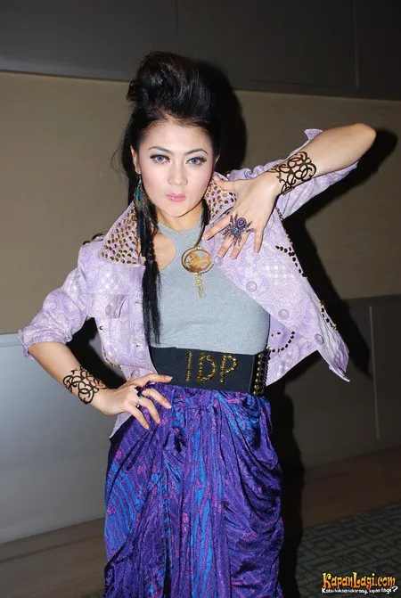 Foto Indah Dewi Pertiwi